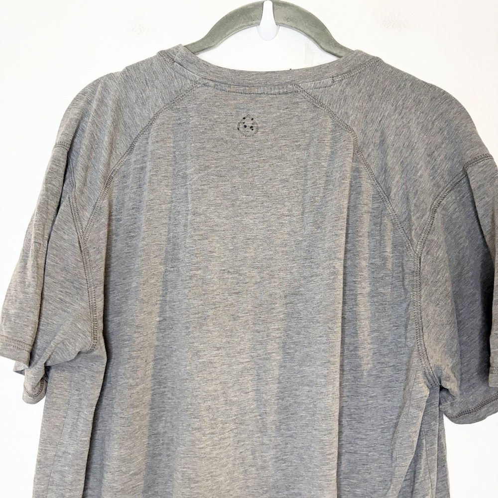 Tasc Shirt Mens S Gray Bamboo Cotton Blend Tagless Crew Performance Basic - Picture 7 of 7